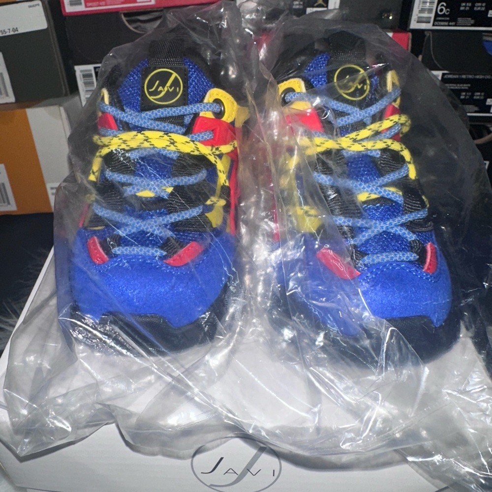 Javi Toodler Suede Royal Blue/Red and Yellow Sneakers size 7c - Picture 2 of 4